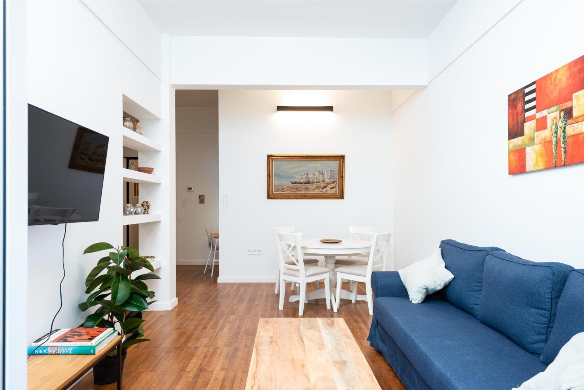 Zen Love, Exarchia Athene